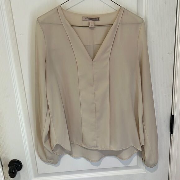 Forever 21 Contemporary Cream blouse - Picture 1 of 6